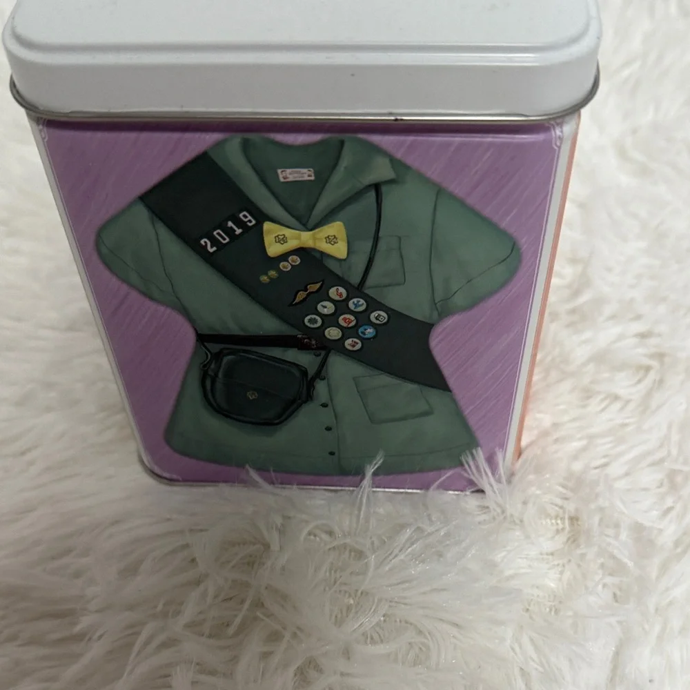 Girl Scouts Brown Storage Tin